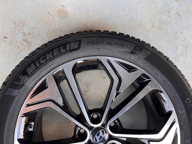    235/50R19 | Mobile.bg   3