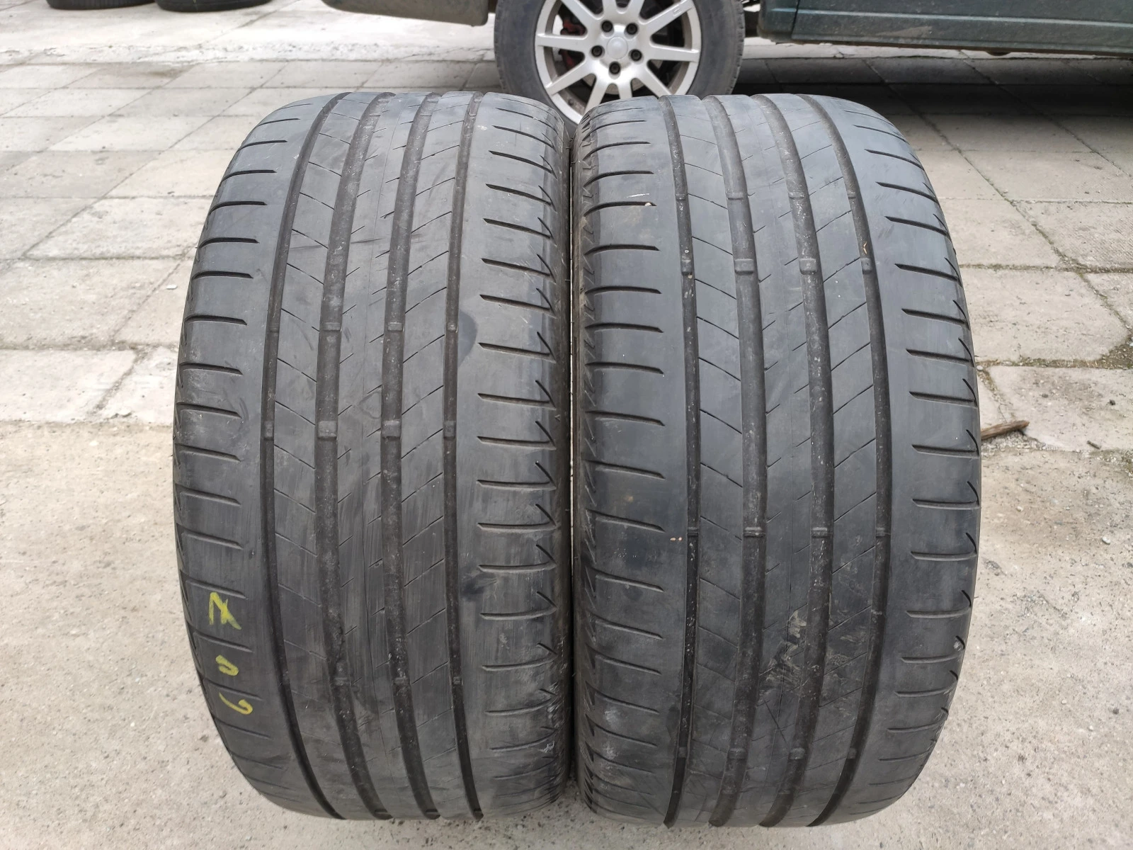  255/40R18 | Mobile.bg   3