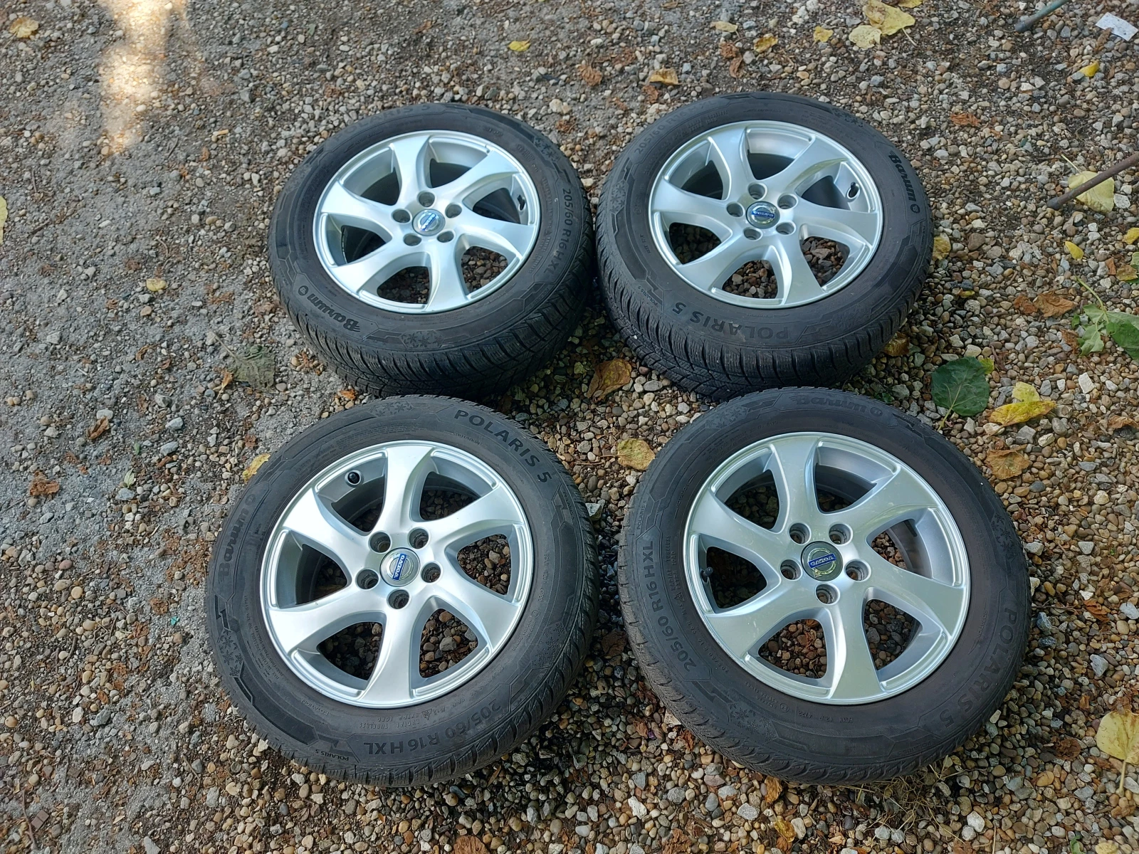 Гуми с джанти Barum 205/60R16