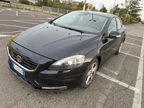 Volvo V40, снимка 1