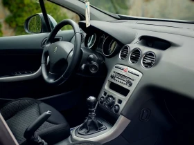 Peugeot 308 1.6HDI(109)* SW* FACELIFT* НОВ ВНОС* , снимка 13