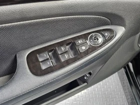 Hyundai Genesis 3.3, снимка 17