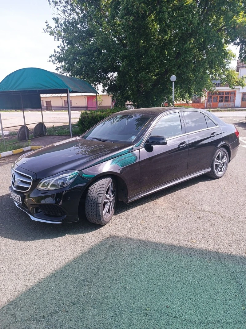 Mercedes-Benz E 220 AMG , снимка 1 - Автомобили и джипове - 46982347