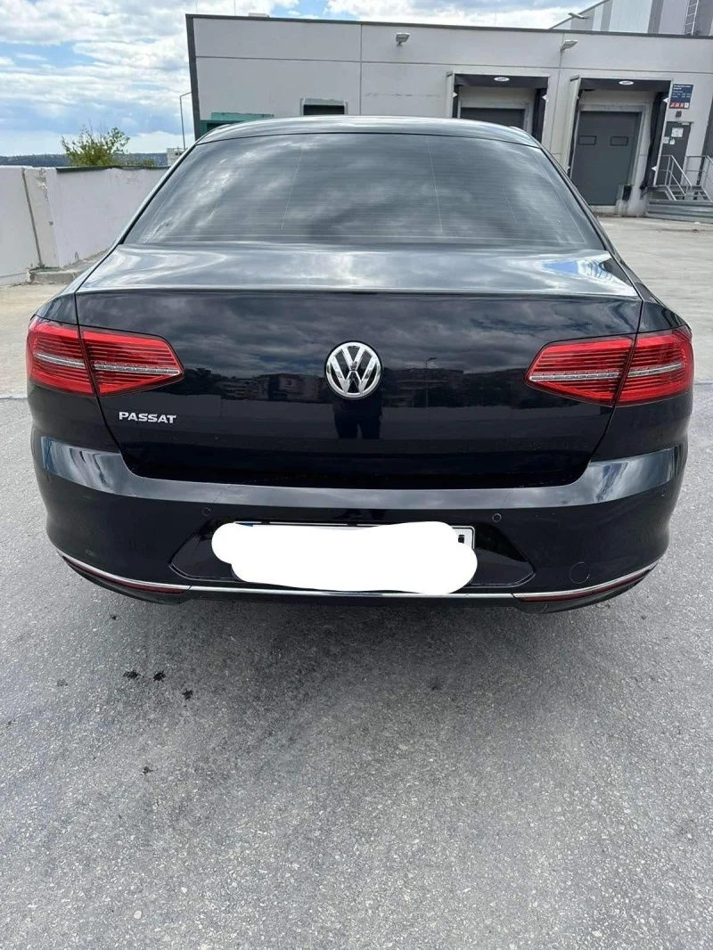 VW Passat 2.0TDI Highline DSG, снимка 6 - Автомобили и джипове - 47309542