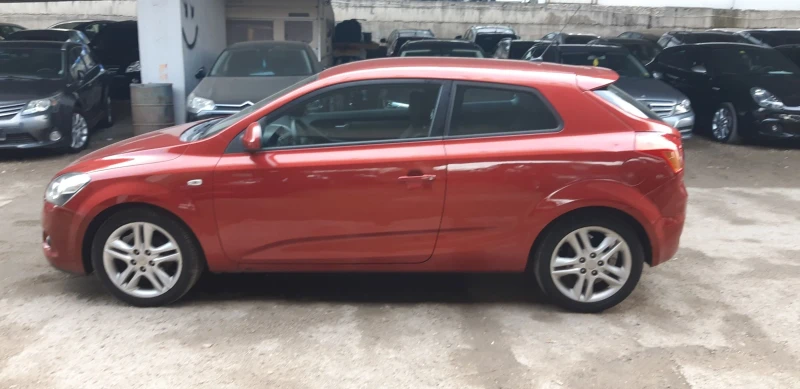 Kia Ceed 1.6 Бензин-125кс, снимка 7 - Автомобили и джипове - 47432503