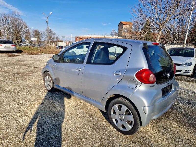 Toyota Aygo 1, 0i, снимка 7 - Автомобили и джипове - 48411322