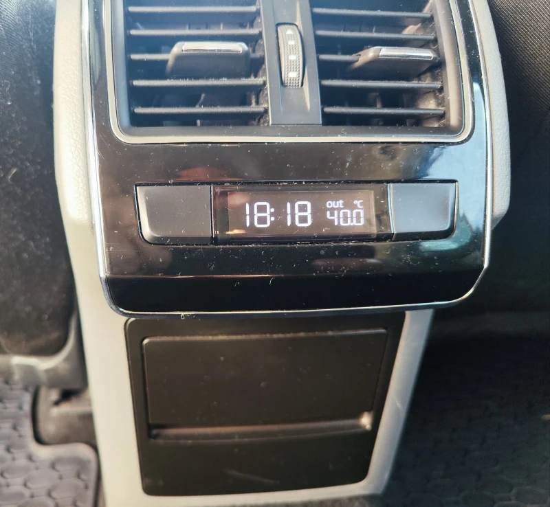 Skoda Superb 2.0 дизел 190 к.с. N1, снимка 14 - Автомобили и джипове - 51573722