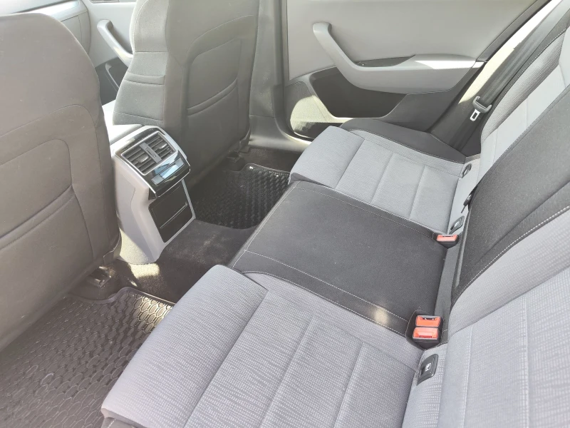 Skoda Superb 2.0 дизел 190 к.с. N1, снимка 12 - Автомобили и джипове - 51573722