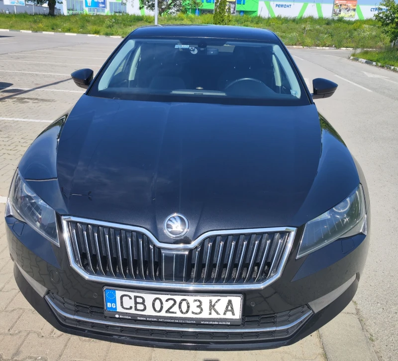 Skoda Superb 2.0 дизел 190 к.с. N1, снимка 3 - Автомобили и джипове - 51573722