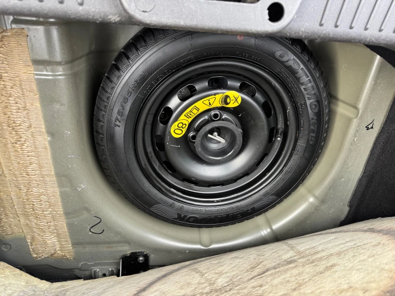 Ford Fiesta 1.5TDCI-Titanium , снимка 12 - Автомобили и джипове - 52390532