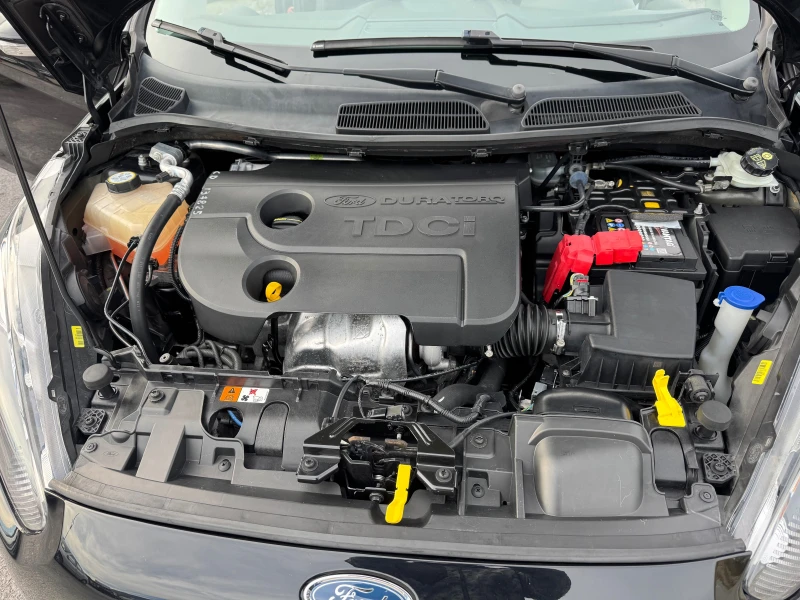 Ford Fiesta 1.5TDCI-Titanium , снимка 7 - Автомобили и джипове - 52390532