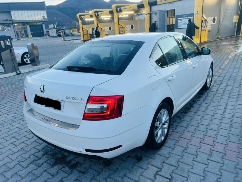 Skoda Octavia 2.0 150 автомат лед, снимка 16 - Автомобили и джипове - 52666262