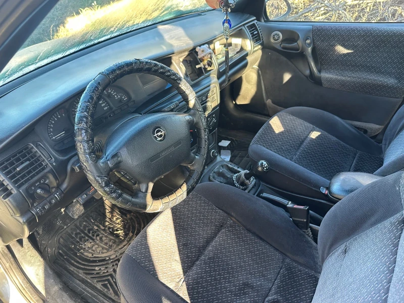 Opel Vectra 1.6 16v, снимка 6 - Автомобили и джипове - 52799421