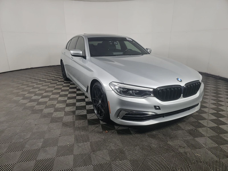 BMW 540 2017 BMW 5 Series Sedan 540i xDrive LUXURY LINE