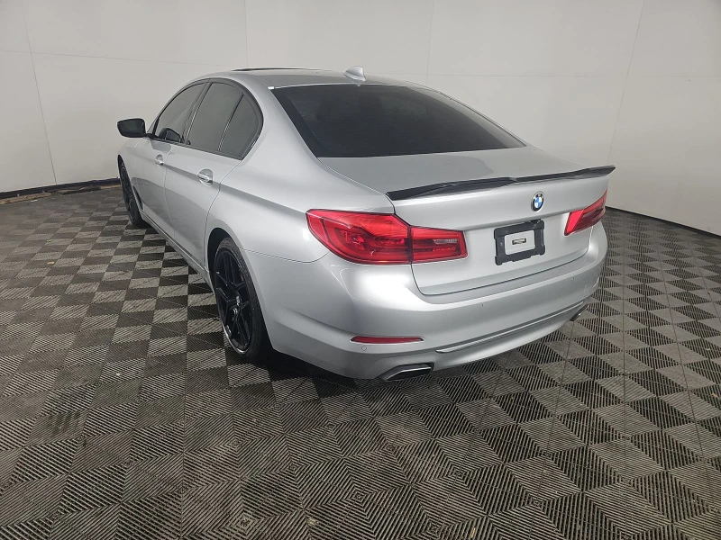 BMW 540 2017 BMW 5 Series Sedan 540i xDrive LUXURY LINE, снимка 7 - Автомобили и джипове - 53002722