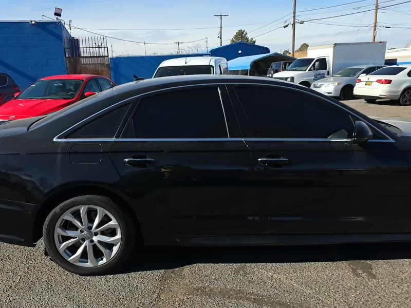 Audi A6 2.0T Premium * ФИКСИРАНА ЦЕНА* , снимка 4 - Автомобили и джипове - 53090281