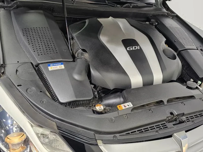 Hyundai Genesis 3.3, снимка 6 - Автомобили и джипове - 54615927