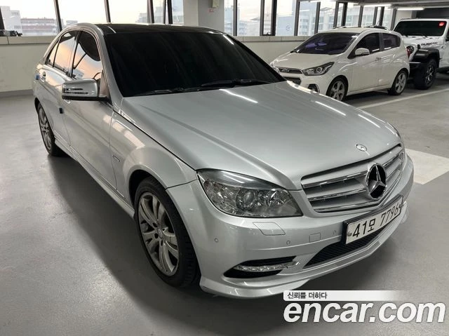 Mercedes-Benz C 200, снимка 3 - Автомобили и джипове - 56077563
