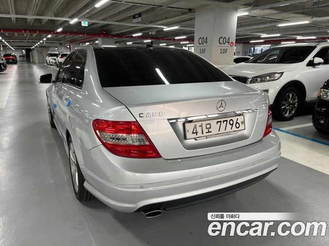 Mercedes-Benz C 200, снимка 7 - Автомобили и джипове - 56077563