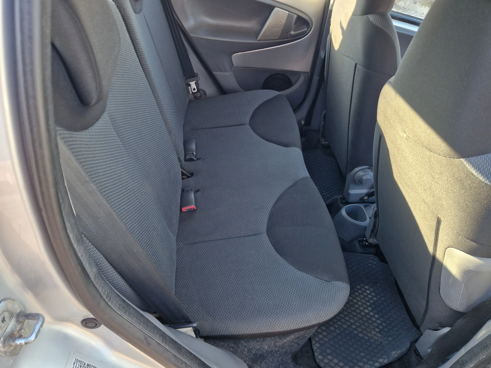 Toyota Aygo 1, 0i | Mobile.bg — изображение 11