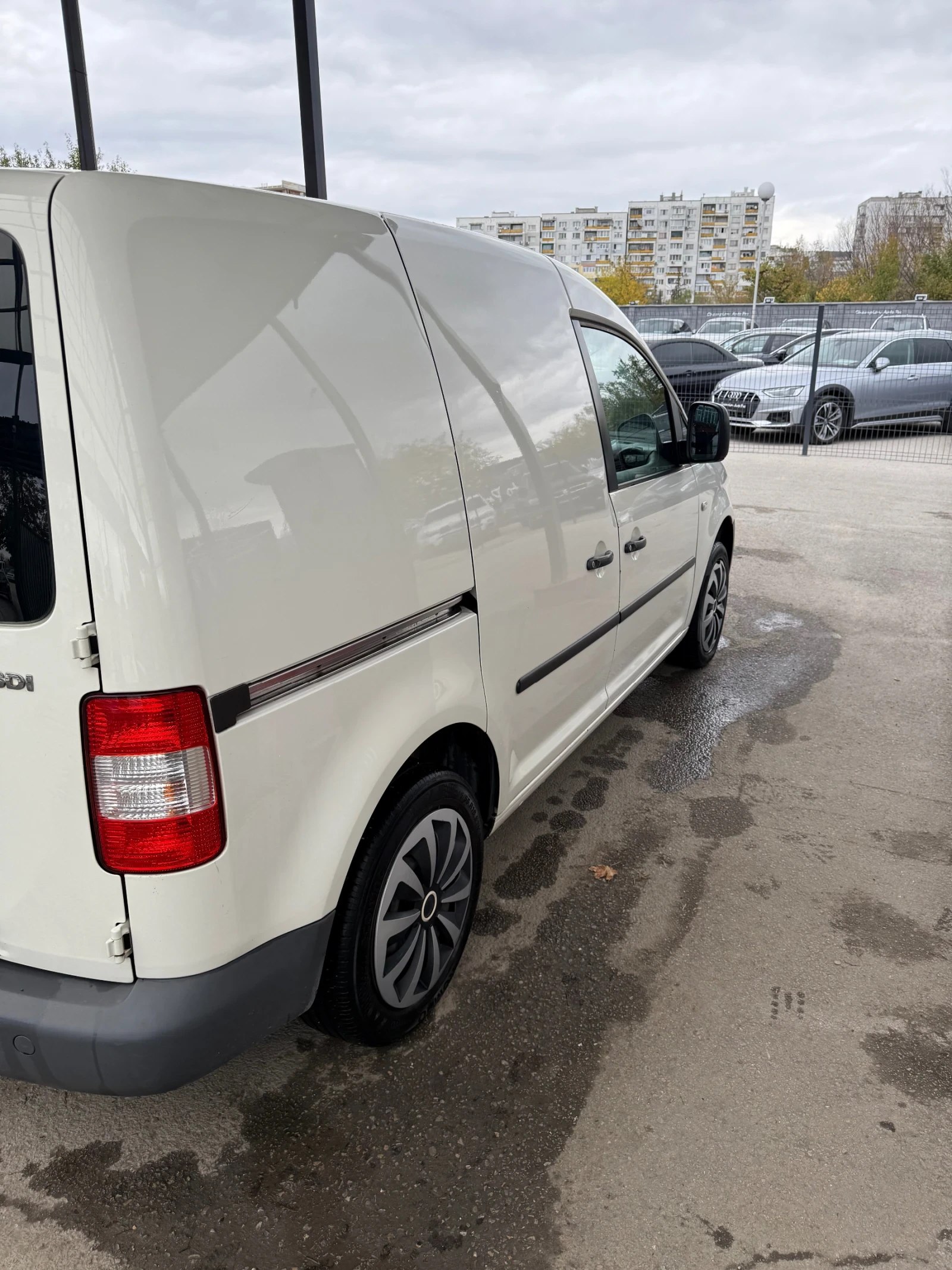 VW Caddy 2.0 SDI - изображение 4