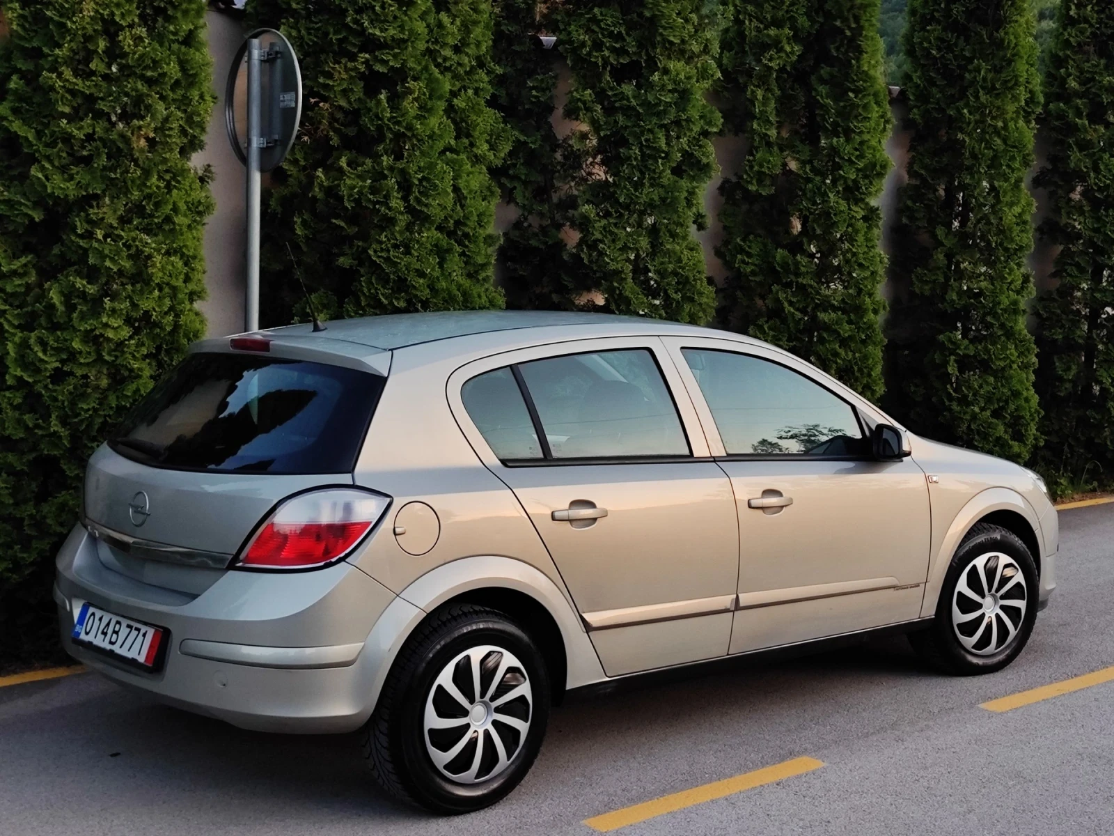 Opel Astra 1.4I 16V(90)* COMFORT-EDITION* НОВ ВНОС*  - изображение 7