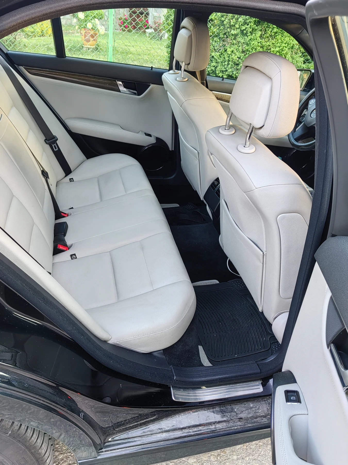 Mercedes-Benz C 220  - изображение 8