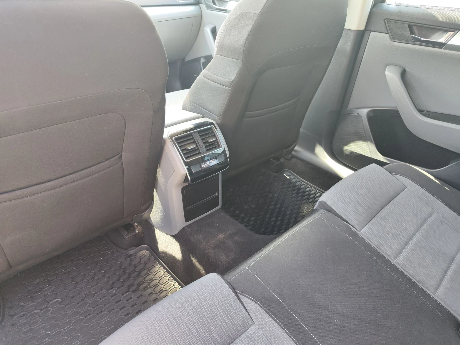 Skoda Superb 2.0 ����� 190 �.�. N1 | Mobile.bg � ����������� 13