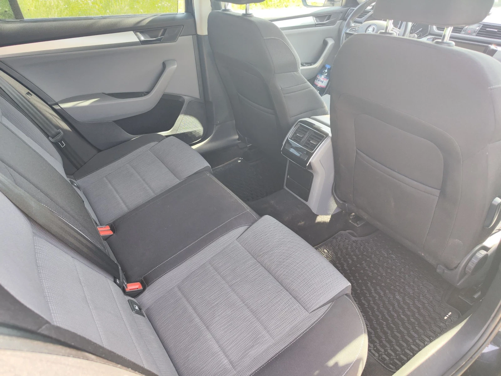 Skoda Superb 2.0 ����� 190 �.�. N1 | Mobile.bg � ����������� 11