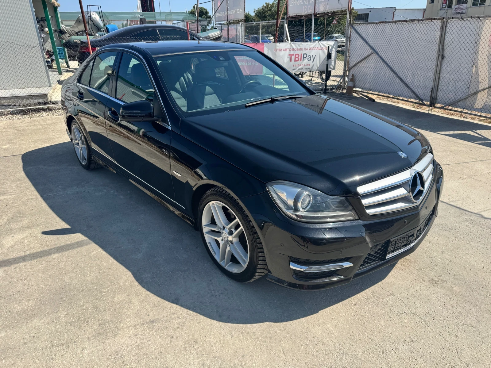 Mercedes-Benz C 250 Avantgarde Benzin  - изображение 3