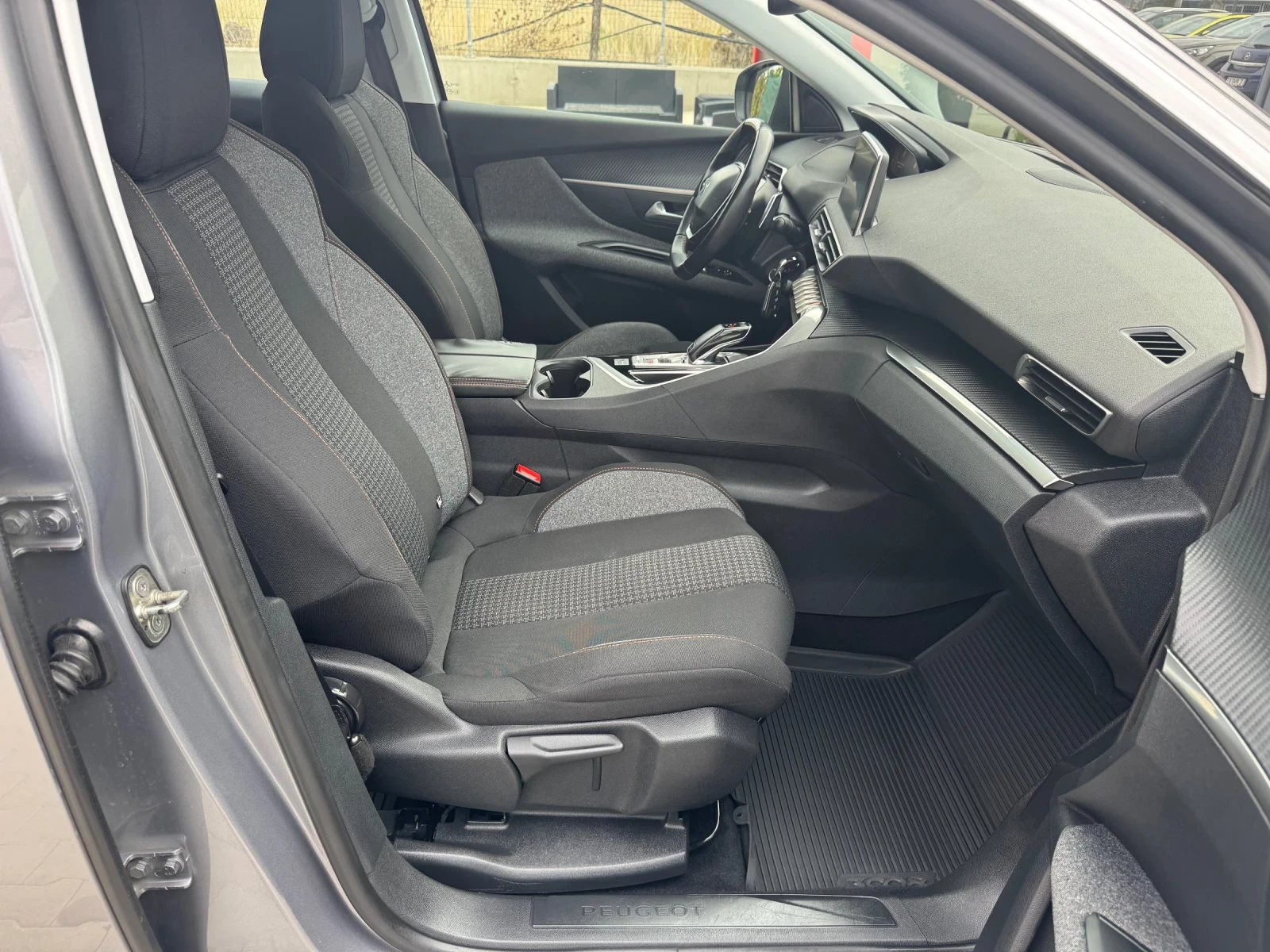 Peugeot 3008 1.6HDI EURO-6 AVTOMAT | Mobile.bg   12