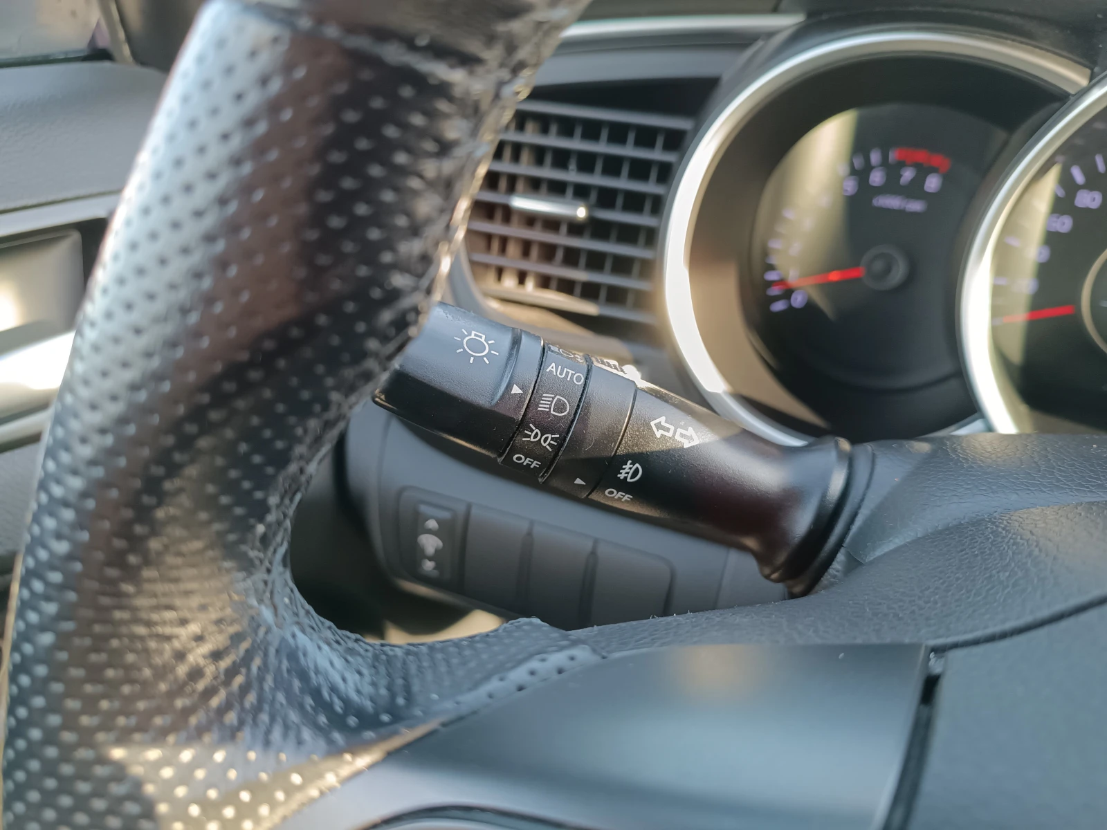 Kia K5 2.0 LPI | Mobile.bg   16