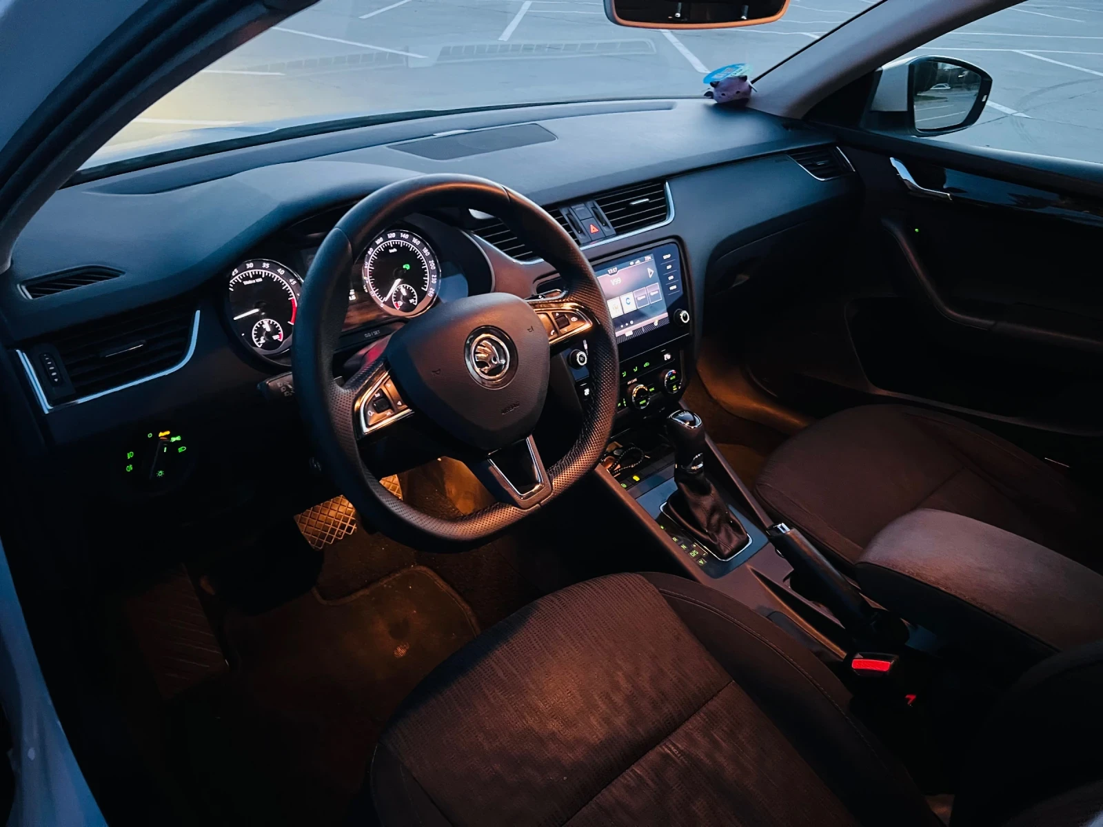 Skoda Octavia 2.0 150 автомат лед - изображение 9