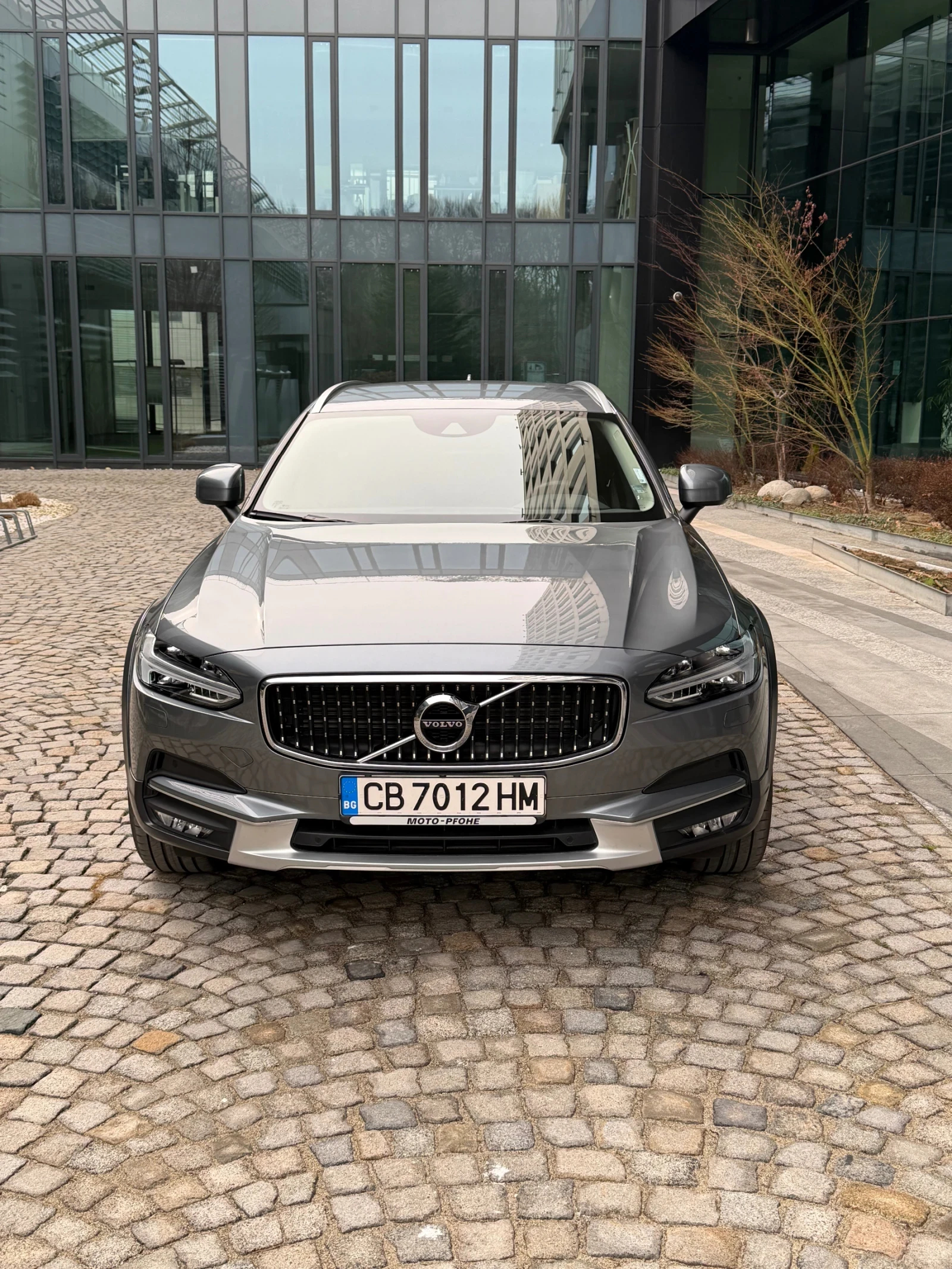 Volvo V90 Cross Country