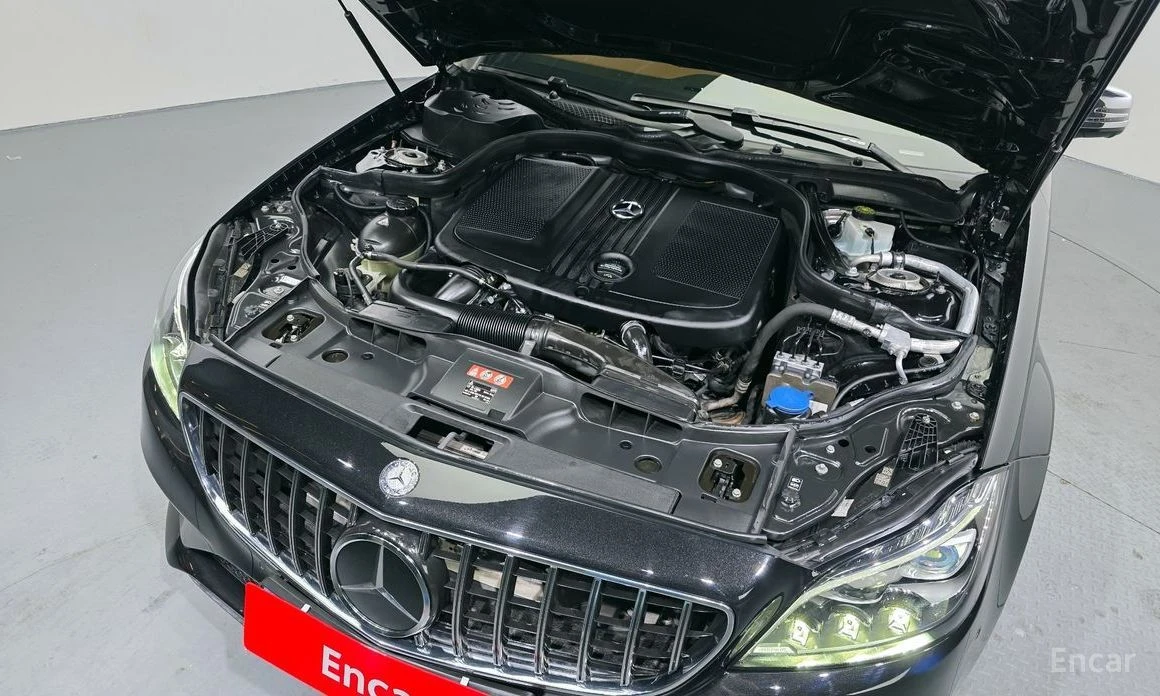 Mercedes-Benz E 250, снимка 6 - Автомобили и джипове - 53735131