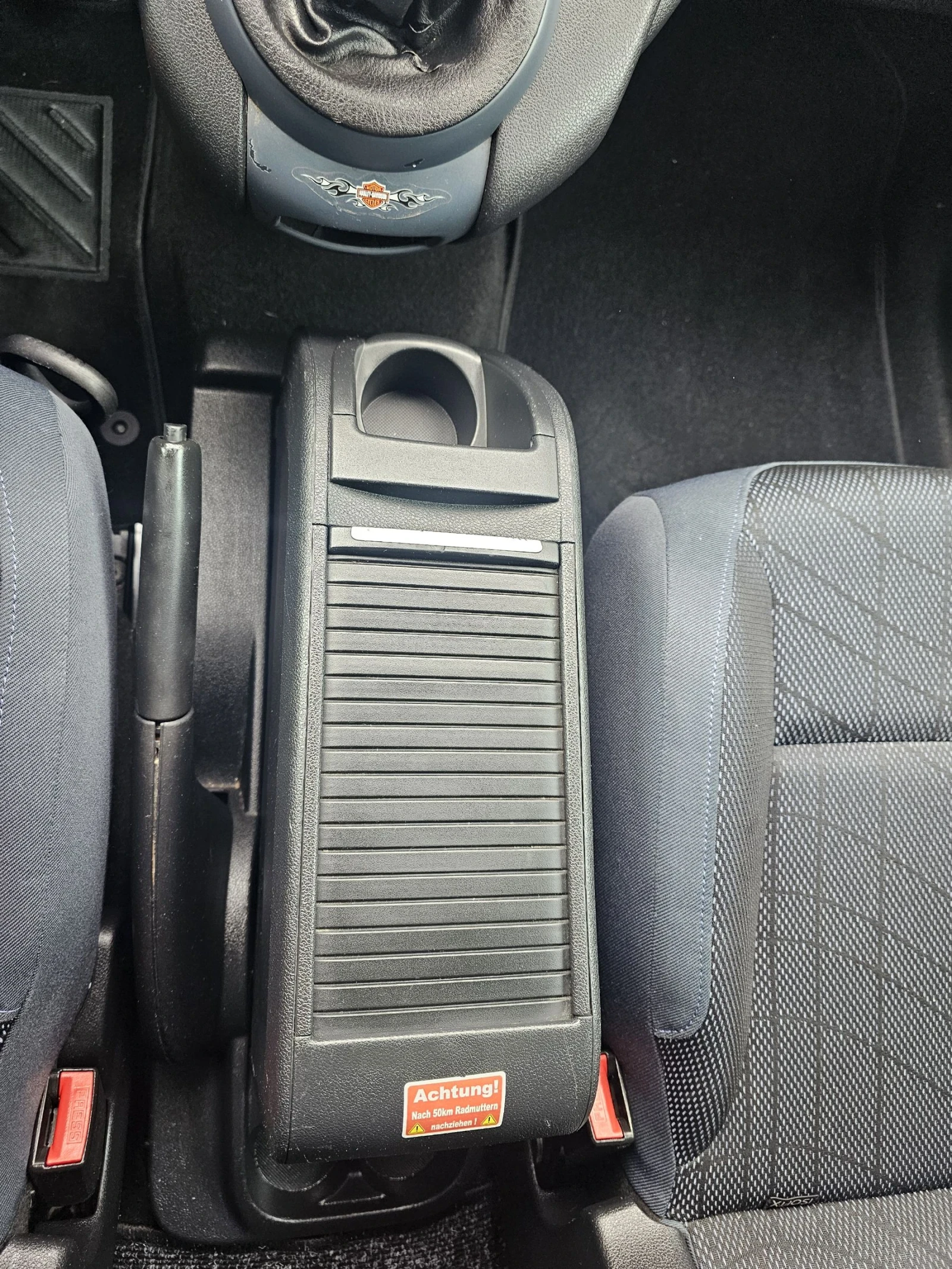 Citroen Berlingo 1.6 HDi, снимка 12 - Автомобили и джипове - 53904425