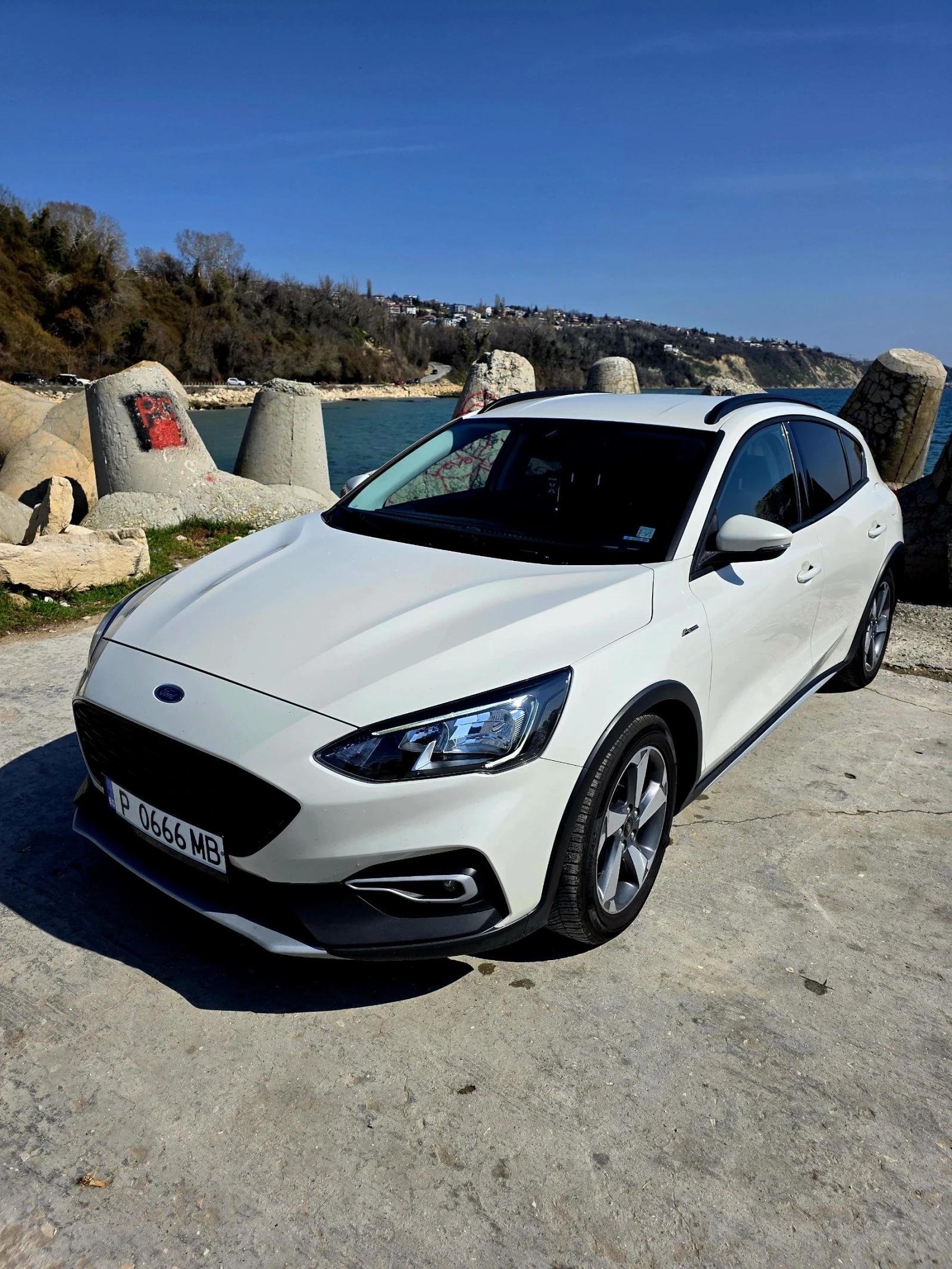 Ford Focus 1.5TDCi 120hp ACTIVE, снимка 2 - Автомобили и джипове - 53977876