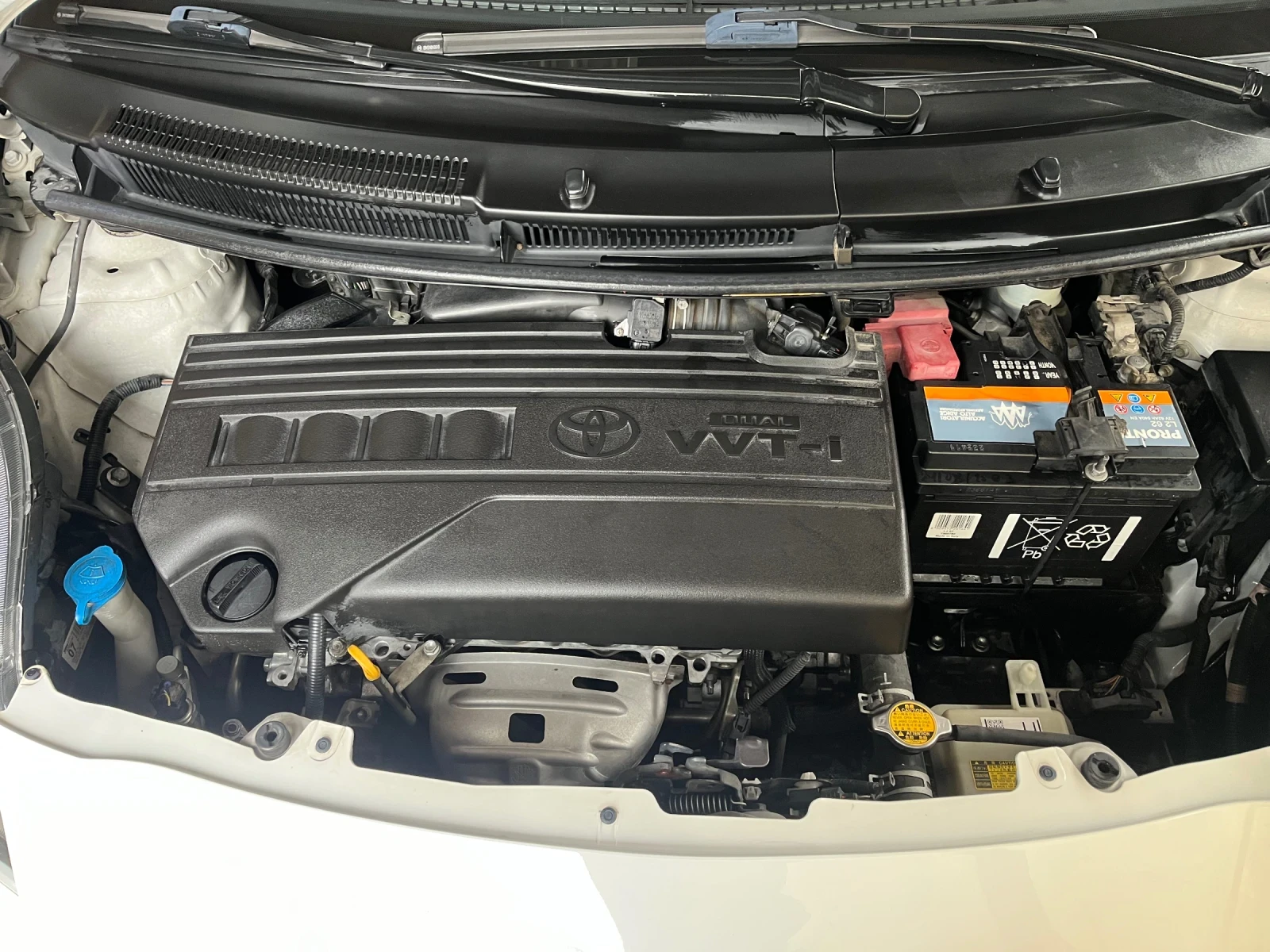 Toyota Yaris 1.3 VVT- I  Facelift, снимка 9 - Автомобили и джипове - 54026858