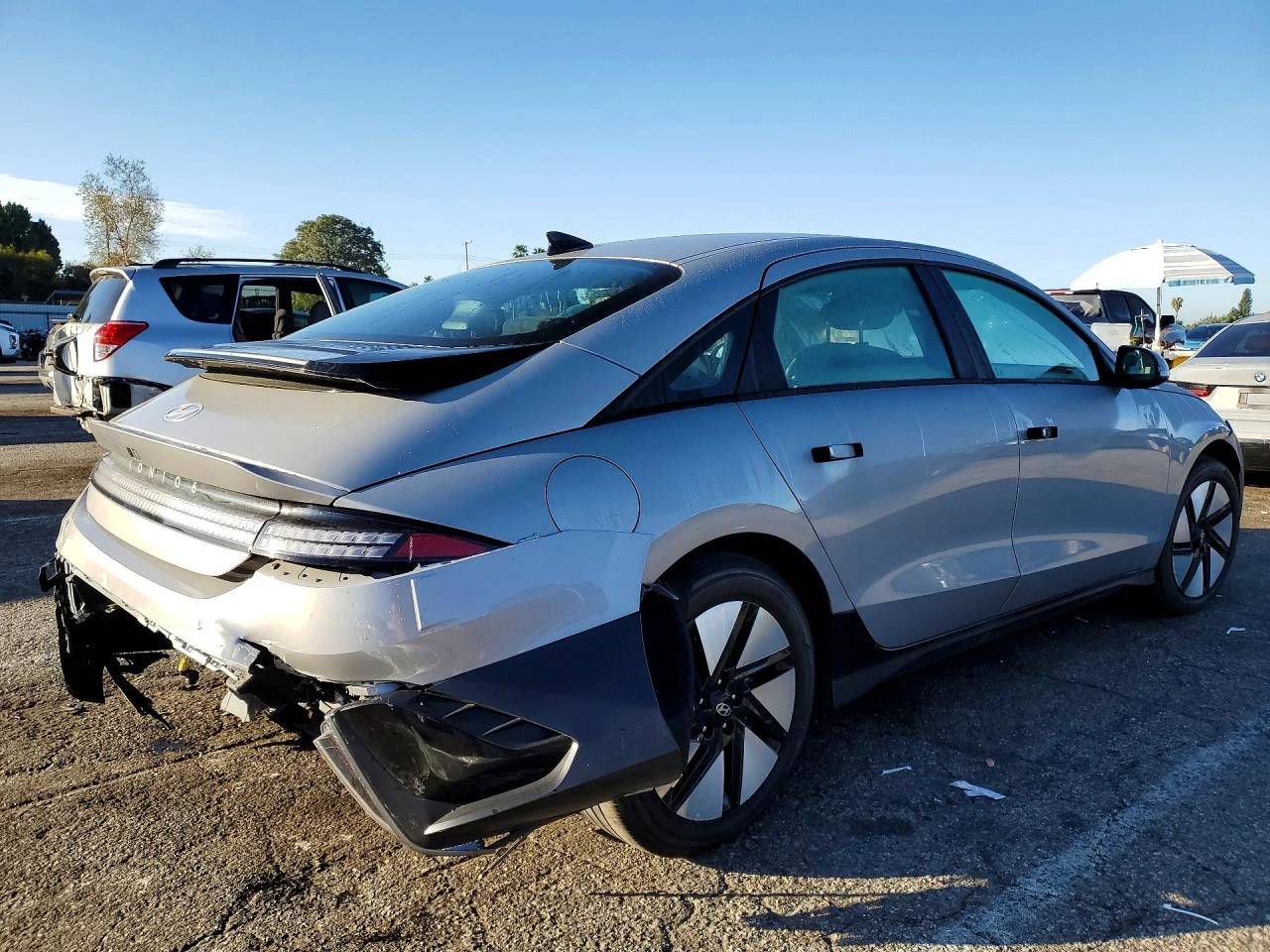 Hyundai Ioniq 6 Se, снимка 3 - Автомобили и джипове - 54273349