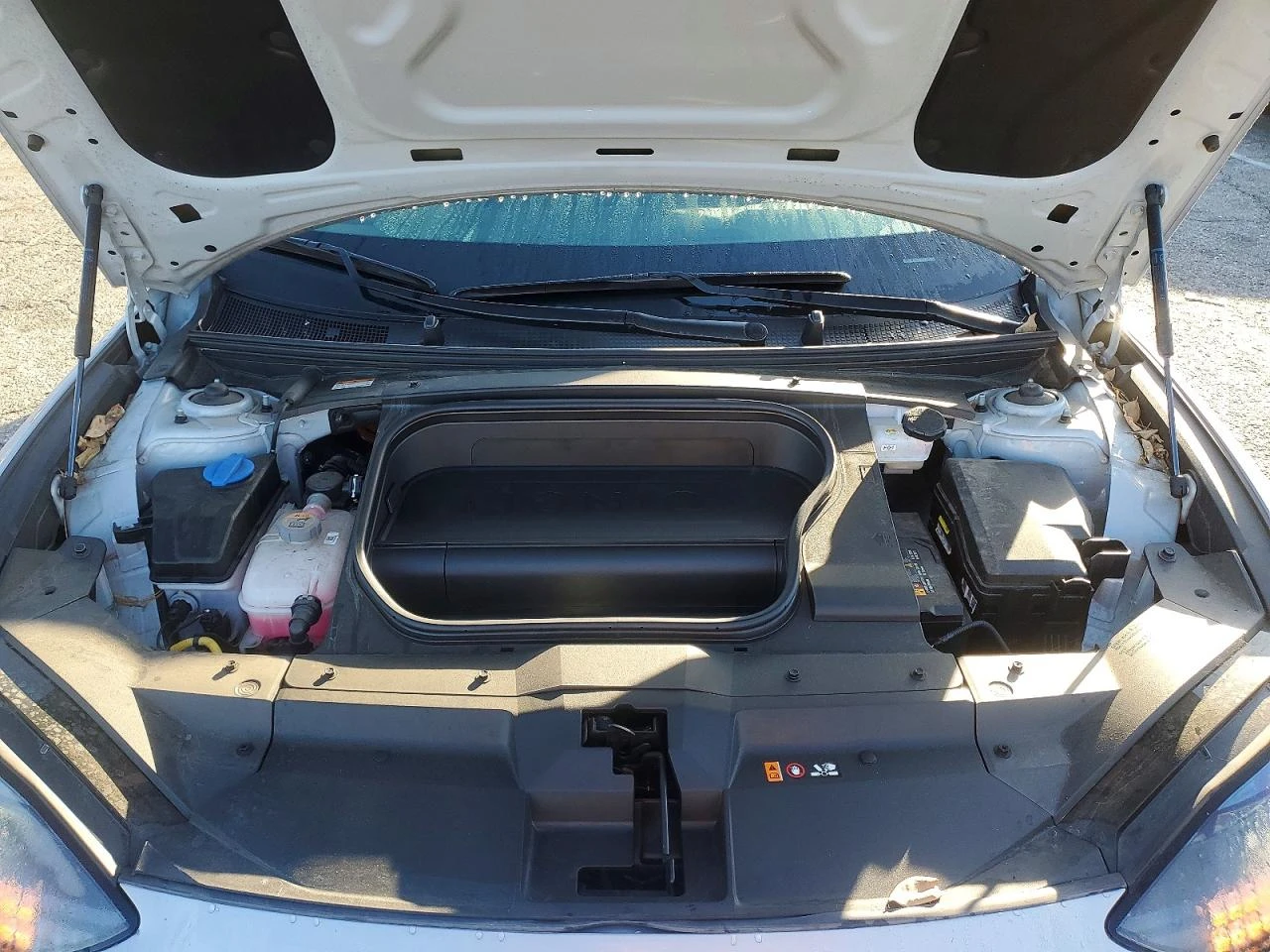 Hyundai Ioniq 6 Se, снимка 11 - Автомобили и джипове - 54273349