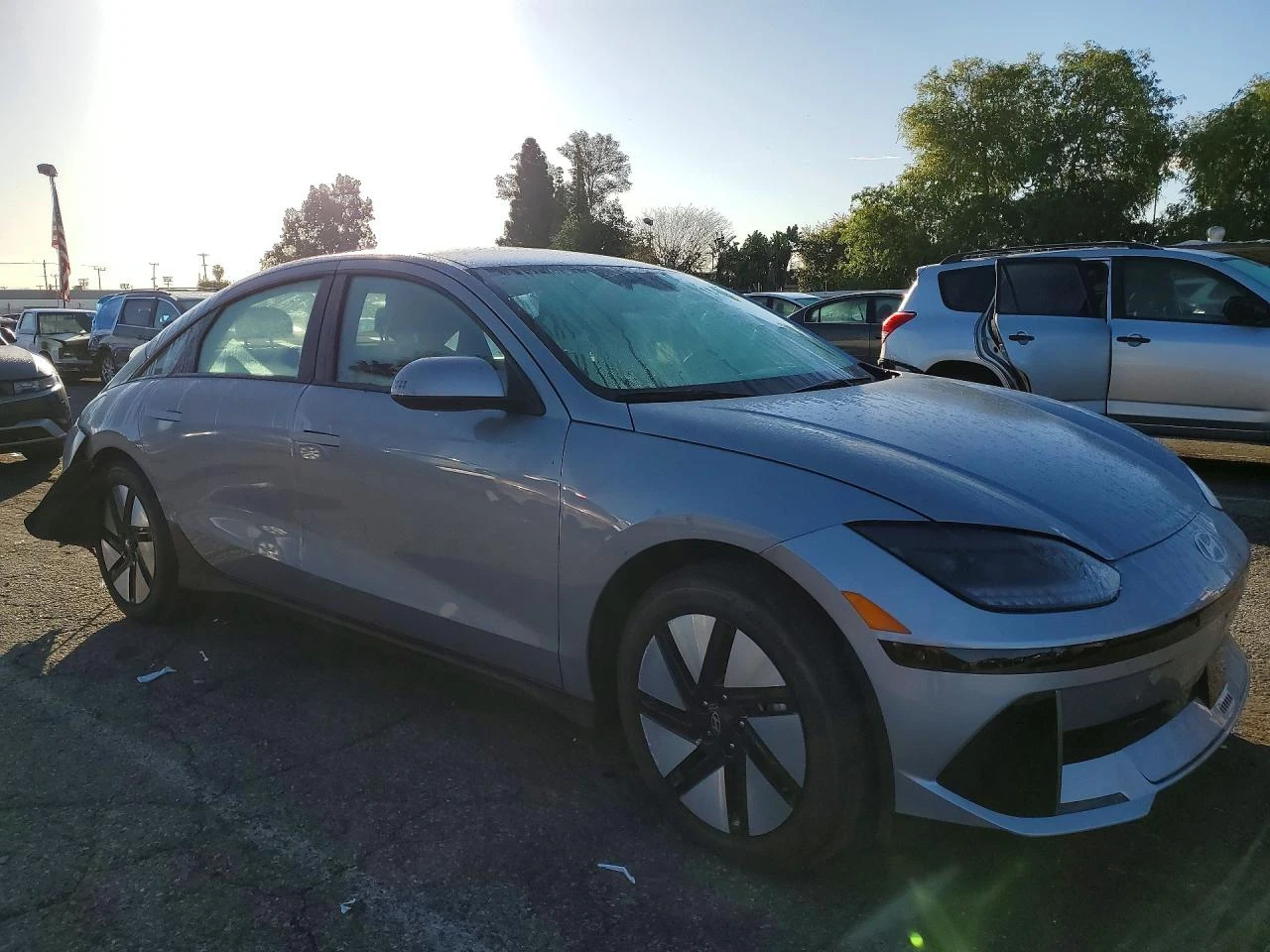 Hyundai Ioniq 6 Se, снимка 4 - Автомобили и джипове - 54273349