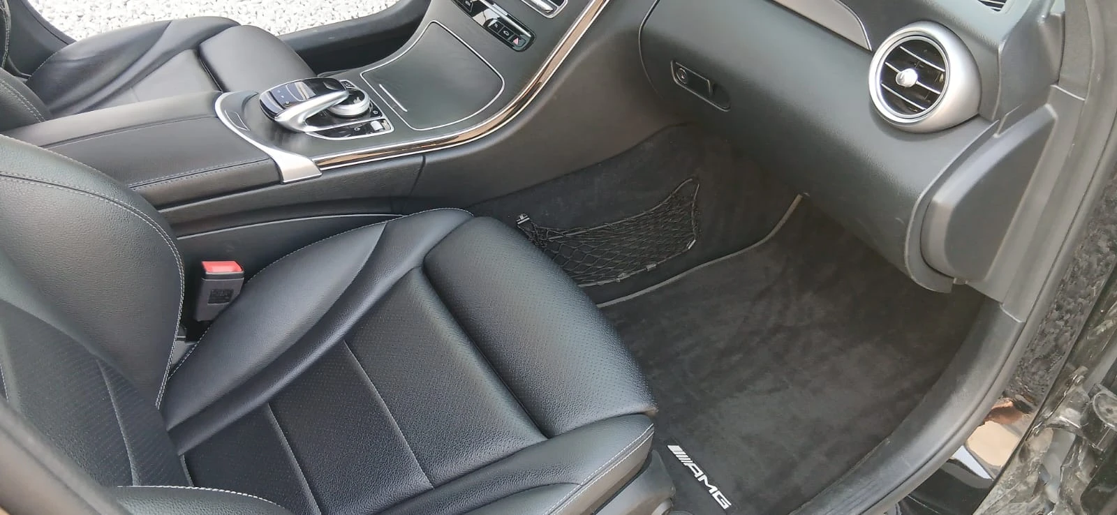 Mercedes-Benz C 300 DE AMG/NIGHT/HUD/BURM, снимка 10 - Автомобили и джипове - 54311657