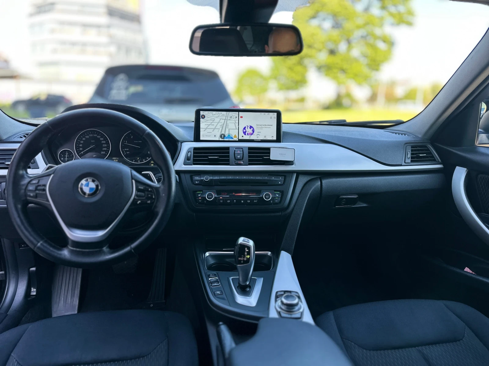 BMW 320 BMW 320d xDrive, снимка 10 - Автомобили и джипове - 54425579