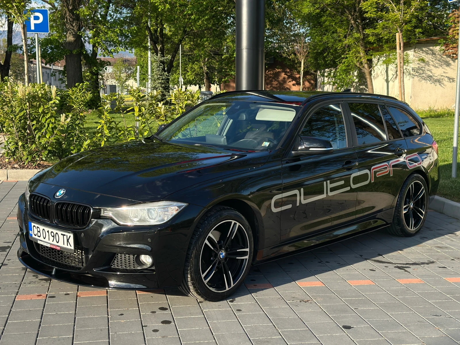 BMW 320 BMW 320d xDrive, снимка 4 - Автомобили и джипове - 54425579