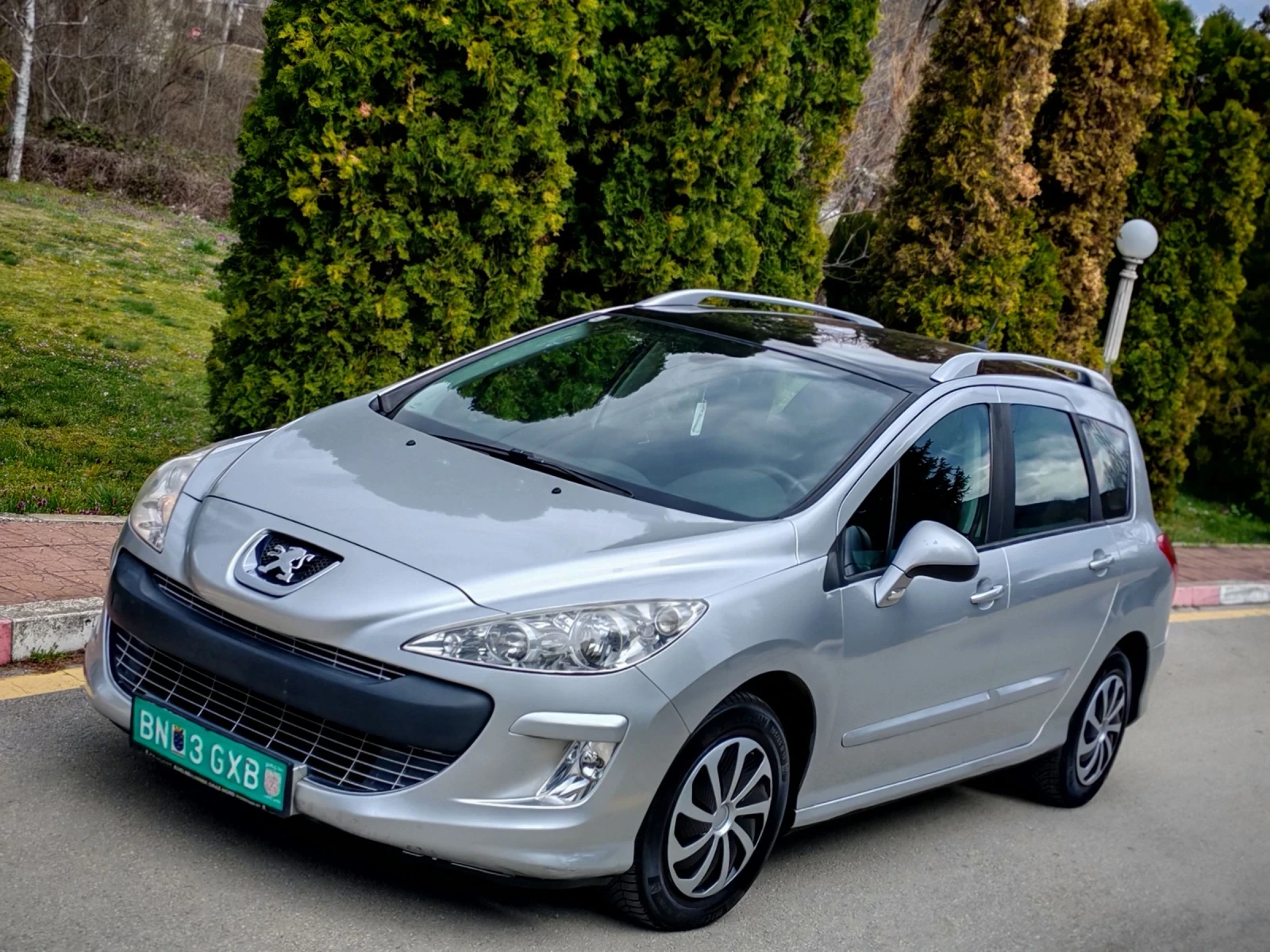 Peugeot 308 1.6HDI(109)* SW* FACELIFT* НОВ ВНОС* , снимка 2 - Автомобили и джипове - 54495147