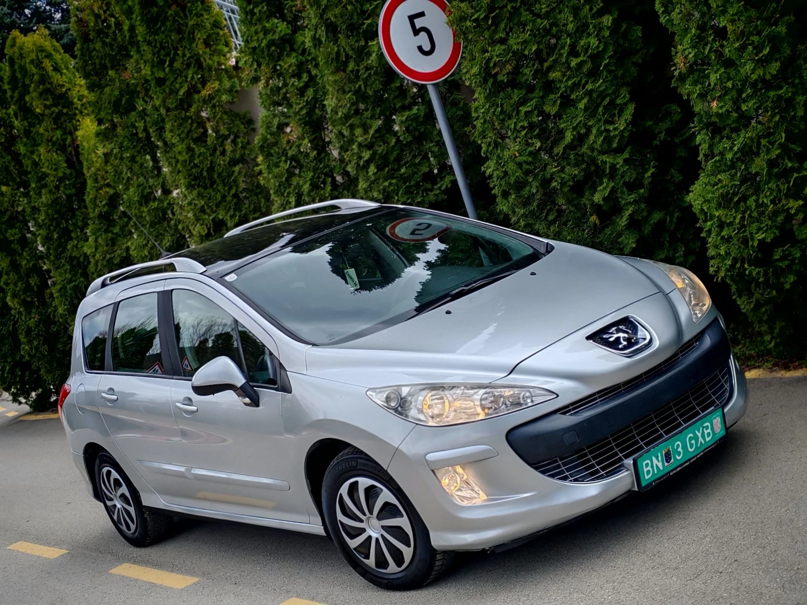Peugeot 308 1.6HDI(109)* SW* FACELIFT* НОВ ВНОС* , снимка 10 - Автомобили и джипове - 54495147