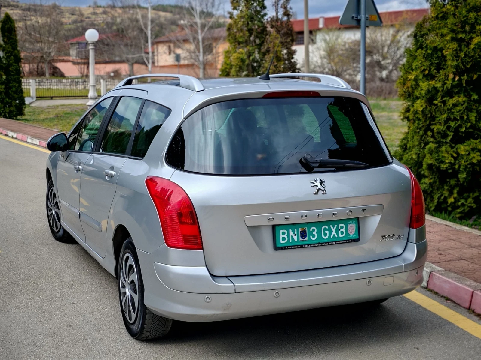 Peugeot 308 1.6HDI(109)* SW* FACELIFT* НОВ ВНОС* , снимка 5 - Автомобили и джипове - 54495147