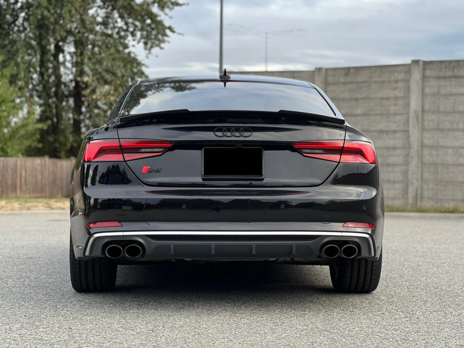 Audi S5 PROGRESSIV * Keyless Go * CARFAX * АВТО КРЕДИТ * , снимка 5 - Автомобили и джипове - 54756123