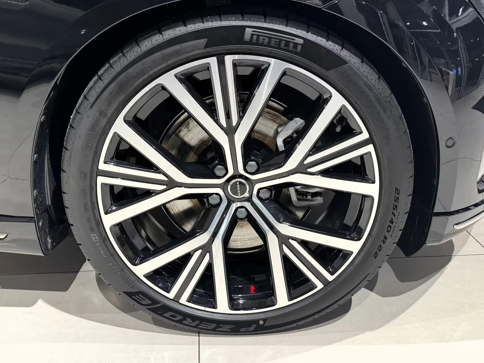 Volvo ES90 RWD ULTRA 92kWh DISTR PANO 360 Matrix Winter Pack+, снимка 16 - Автомобили и джипове - 54821628