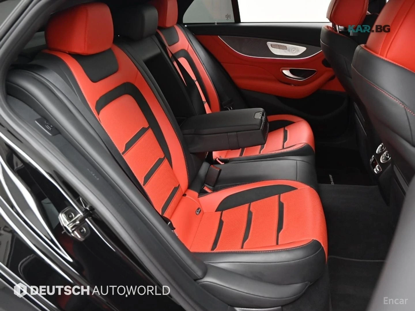 Mercedes-Benz AMG GT S 4MATIC* КОЖА* ПОДГРЕВ* ОБДУХВ* BURMASTER* PANO* 36, снимка 12 - Автомобили и джипове - 54867179